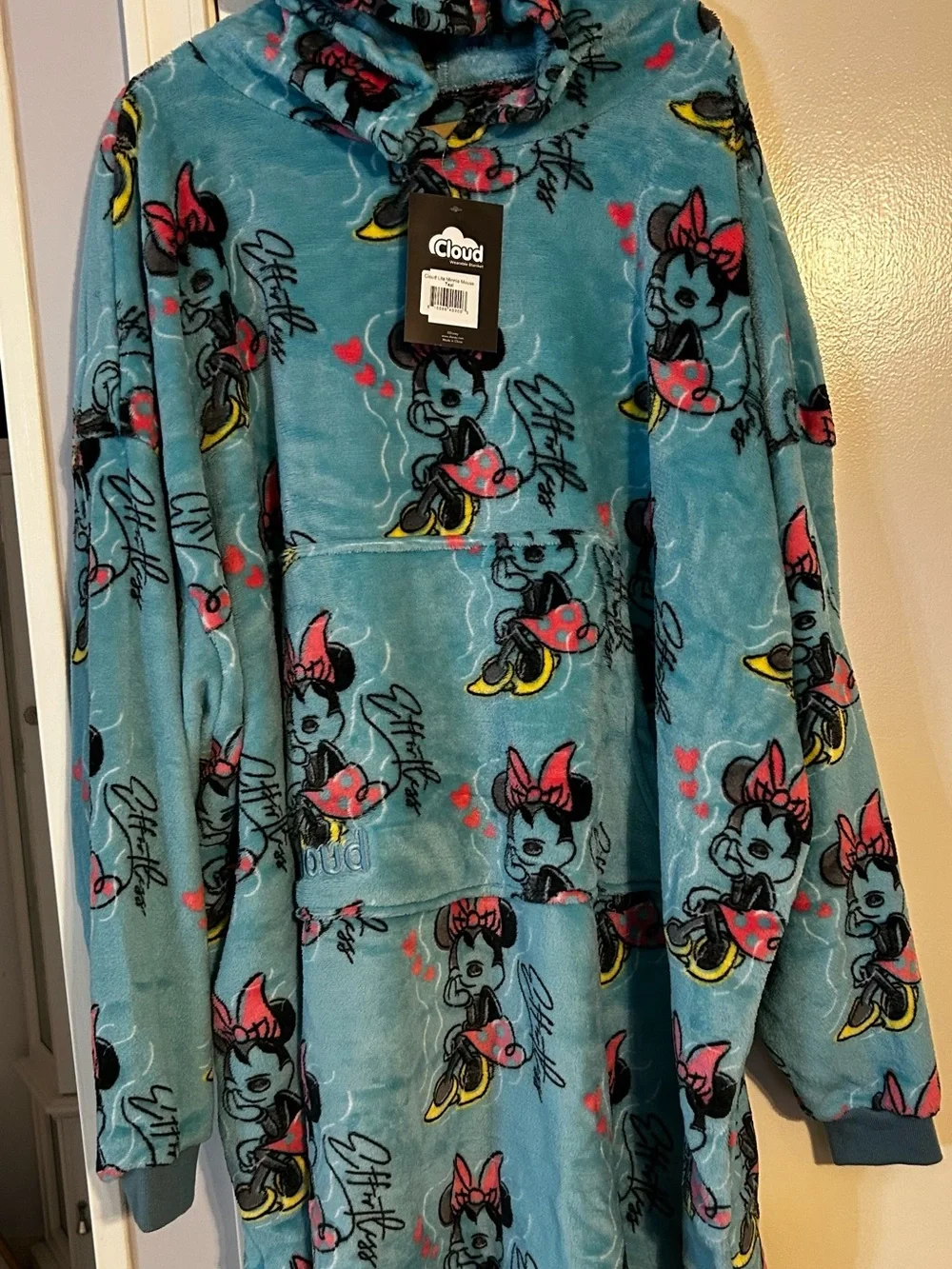 NWT Disney Minnie Mouse Teal Cloud Oversized Wearable Blanket Hoodie One size